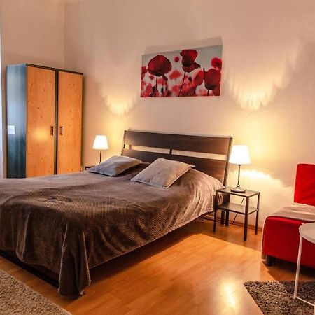 Cozy Apartment In Prague'S Best Area Buitenkant foto