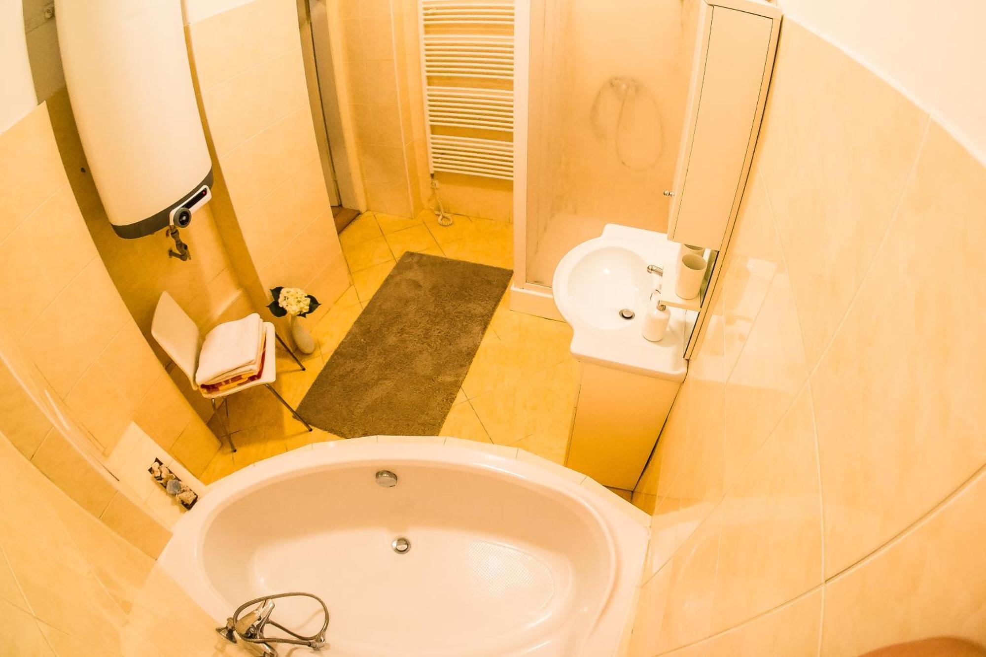 Cozy Apartment In Prague'S Best Area Buitenkant foto